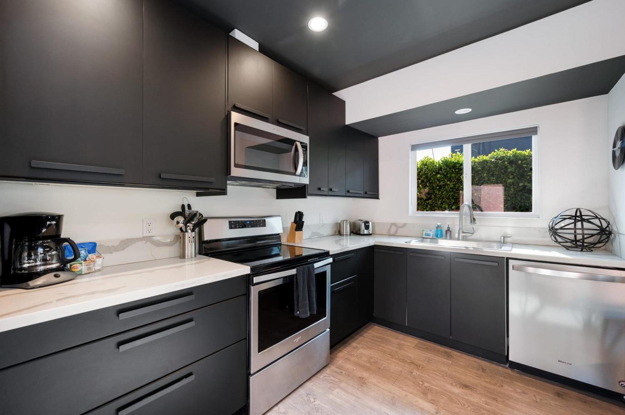 Rock N Roll By Avantstay Vibey Hollywood Retreat Steps To Attractions Los Angeles Bagian luar foto
