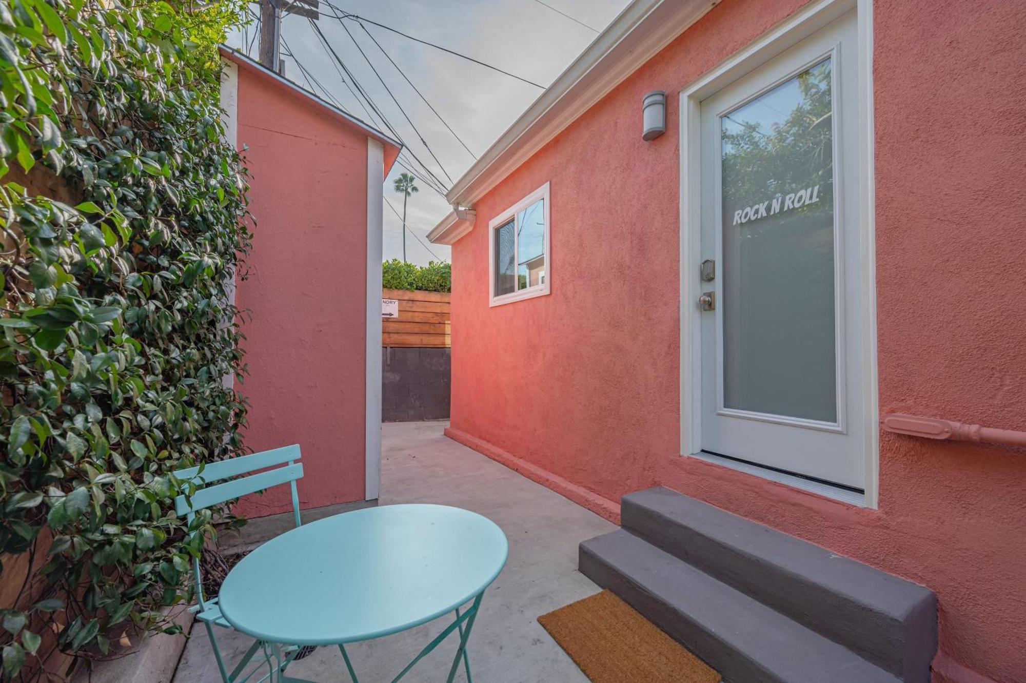 Rock N Roll By Avantstay Vibey Hollywood Retreat Steps To Attractions Los Angeles Bagian luar foto